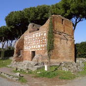 Temple sepulcher, Via Appia