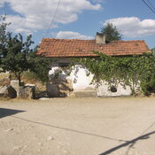 Aizanoi - modern village and ruins