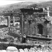 Amman Triumphal Arch in 1900