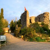 Ceneviz Castle