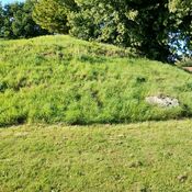 Rundhøj Vester Aaby