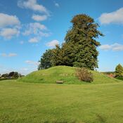 Rundhøj Vester Aaby