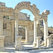 Efeso Tempio Adriano
