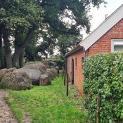 Dolmen D4