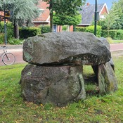 Dolmen D9