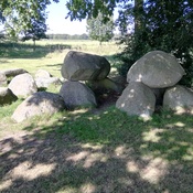 Dolmen D2
