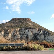 Vista del cerro desde la carretera que lleva a la Puebla de Mula