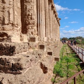 Temple of Concordia, Agrigento. View of the S colonade from W.