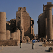 Thebes, Karnak, Great Forecourt with Kiosk of Taharqo and statue of Pinudjem 