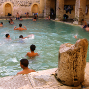 La piscine regtangulaire Hammam essalhine khenchela aures