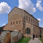 Basilica of Saint-Pierre-aux-Nonnains