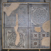 Mosaïque romaine à motifs géométriques