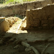 Metropolis - Peristile House - sewerage