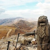Statue of sitting lion,  Mount Nemrut