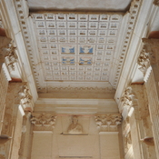 Royal Tomb, Inside