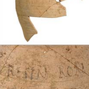 Food container with an inscription painted at the ink mentions the weight and the nature of the content (RESIN ROM), either resin or a resin product originating in Rome area.