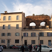 Arcus Neroniani aqueduct