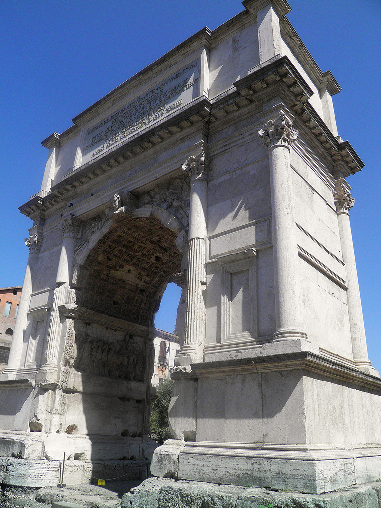 Arch of Titus - Wikipedia